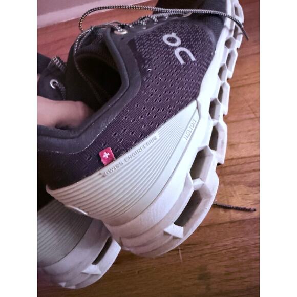 On men’s Cloudstratus original charcoal size 11 - Picture 10 of 10